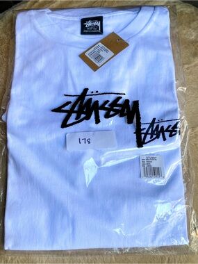 NWT Stussy Basic Graphic Tee Large ~ White